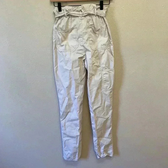 ABERCROMBIE AND FITCH Women’s Khaki Pants - Picture 5 of 5